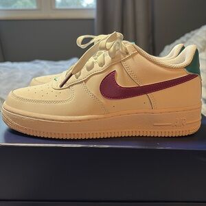 Nike Air Force 1 youth size 4, women’s 6